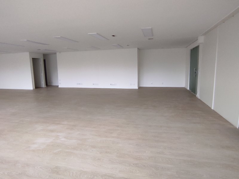 Comercial para alugar Vila Olímpia com 167m² e 1 quarto por R$ 9.000 - 1225906488-img-20220112-154652.jpg