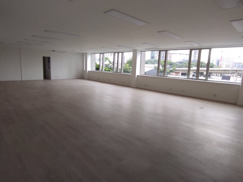 Comercial para alugar Vila Olímpia com 167m² e 1 quarto por R$ 9.000 - 1448589542-img-20220112-154615.jpg