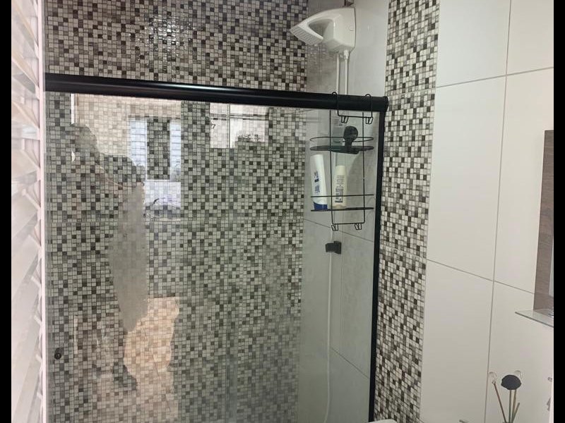 Casa de condomínio à venda Vila inema com 80m² e 2 quartos por R$ 305.000 - 1346783458-20-banheiro-fundo.jpeg