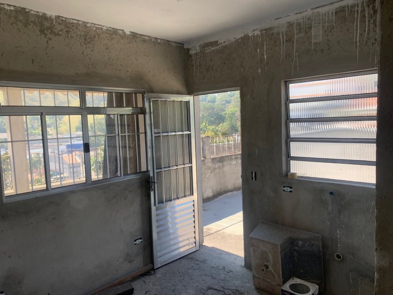 Casa à venda Centro com 284m² e 2 quartos por R$ 300.000 - 1754502943-img-4952.jpg