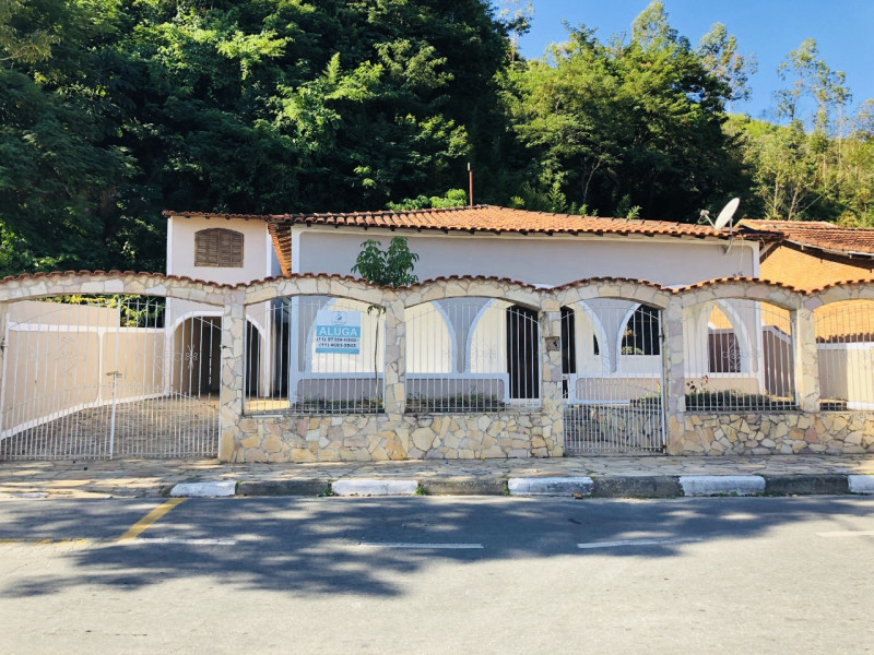 Casa à venda Nogueira com 277m² e 3 quartos por R$ 450.000 - 387cbb58-c5e1-4df9-9098-e57c147bb00c.jpeg