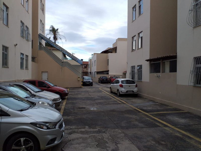 Cobertura à venda Santa Mônica com 176m² e 4 quartos por R$ 420.000 - img-20211220-wa0134.jpg