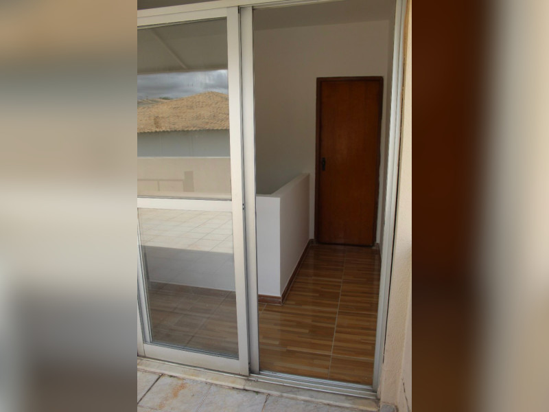 Cobertura à venda Santa Mônica com 176m² e 4 quartos por R$ 420.000 - img-20211220-wa0159.jpg