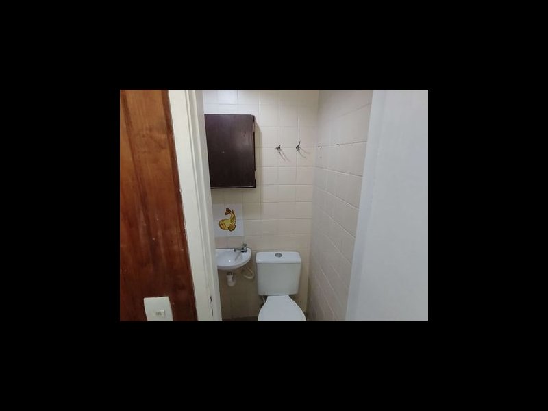 Apartamento à venda Icaraí com 170m² e 4 quartos por R$ 1.380.000 - 1081133267-banheiroservico.jpg