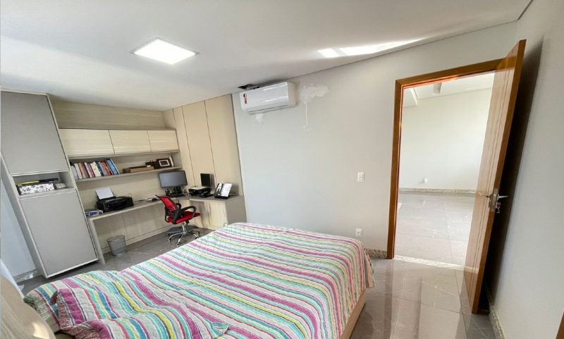 Casa de condomínio à venda Dos Ipês com 308m² e 4 quartos por R$ 1.640.000 - 384775487-quartoescritorio1.png
