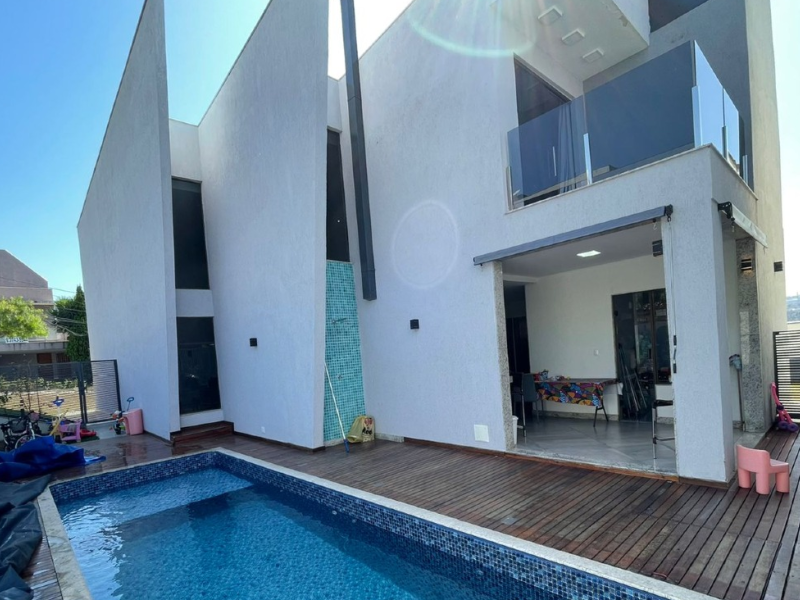 Casa de condomínio à venda Dos Ipês com 308m² e 4 quartos por R$ 1.640.000 - piscina1.png