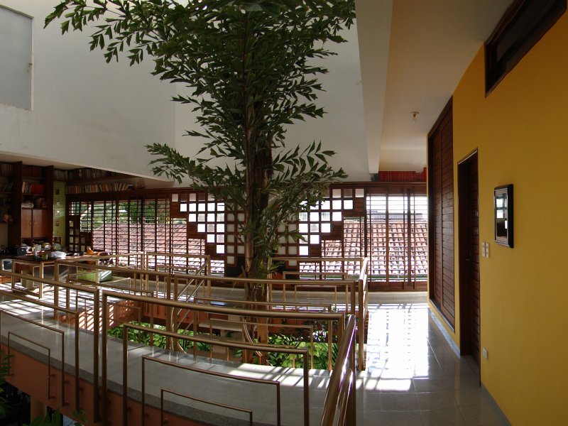 Casa à venda Ininga com 660m² e 6 quartos por R$ 3.500.000 - 646844337-passarela-de-acesso-as-suites.JPG