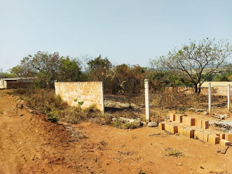 Terreno à venda Centro com 408m² e 1 quarto por R$ 45.000 - 1948176021-img-20210908-wa0100.jpg