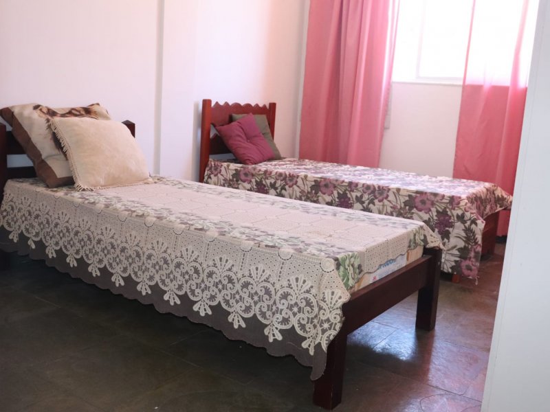 Apartamento à venda Porto D'aldeia com 84m² e 2 quartos por R$ 155.000 - 42974582-quarto-2.jpg