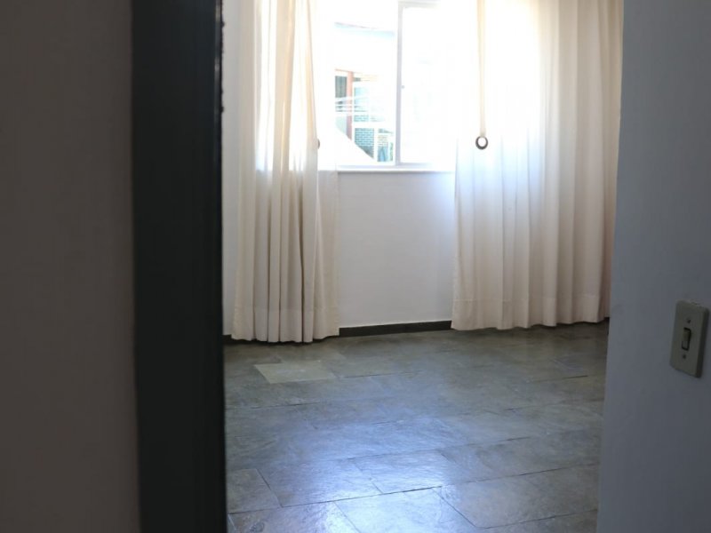 Apartamento à venda Porto D'aldeia com 84m² e 2 quartos por R$ 155.000 - 984773960-porta-da-sala-2.jpg