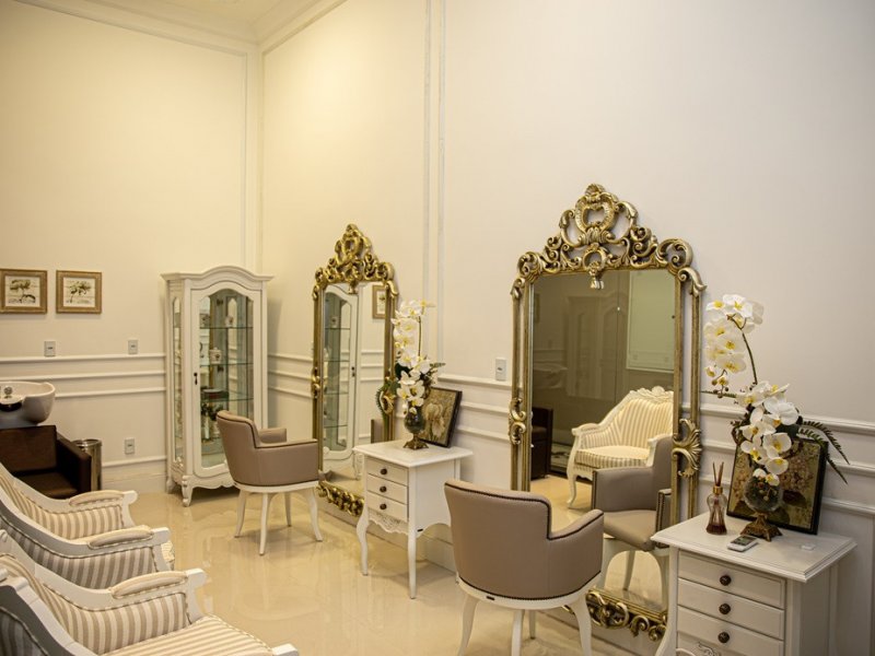 Apartamento à venda Meia Praia com 172m² e 4 quartos por R$ 2.890.000 - 694184410-sala-da-mulher.jpg