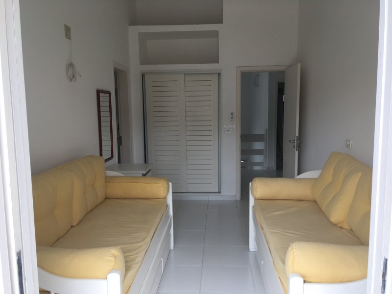 Casa de condomínio à venda Riviera de São Lourenço com 228m² e 5 quartos por R$ 1.900.000 - 982108116-img-18301.JPG