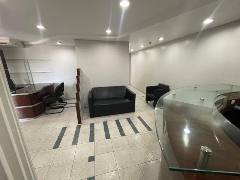 Comercial à venda Edson Queiroz com 68m² e 1 quarto por R$ 450.000 - 1826446666-dfcd5cbe-a71f-486d-ae3c-c7c0efd15d13.jpg