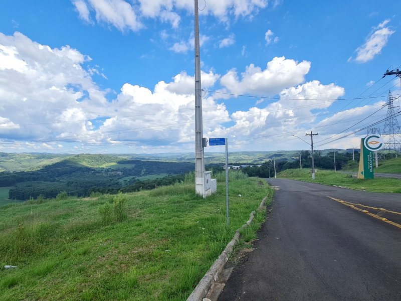 Terreno à venda Santa Cruz com 2600m² e 1 quarto por R$ 525.000 - 1990241247-20220119-160242.jpg