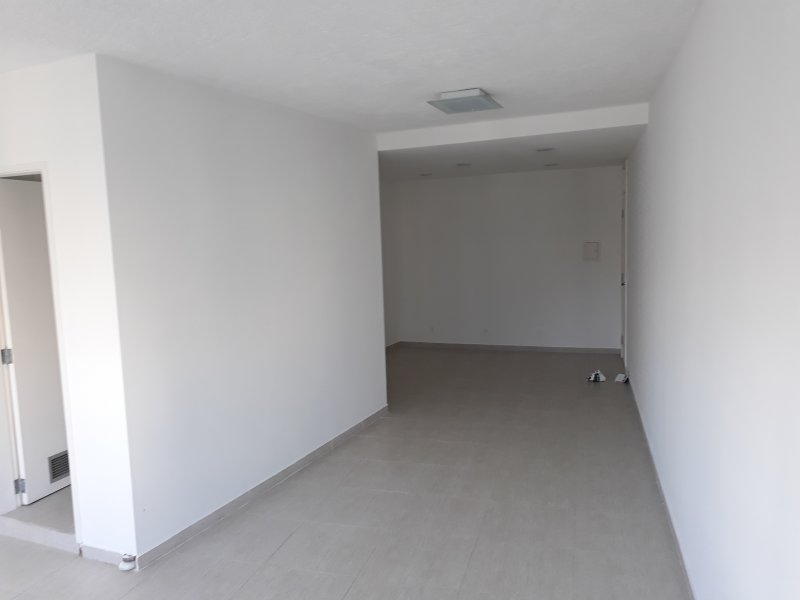 Comercial à venda Centro com 33m² e 1 quarto por R$ 240.000 - 1447318336-20180214-081832.jpg
