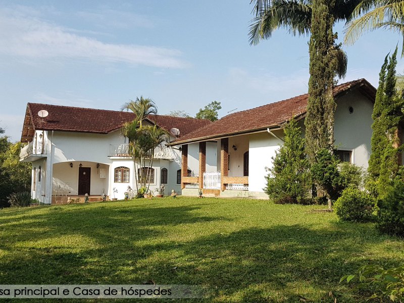 Chácara à venda Colônia (Zona Leste) com 4000m² e 5 quartos por R$ 450.000 - 1716496692-vista-casa-principal-e-casa-de-hospedes.jpg