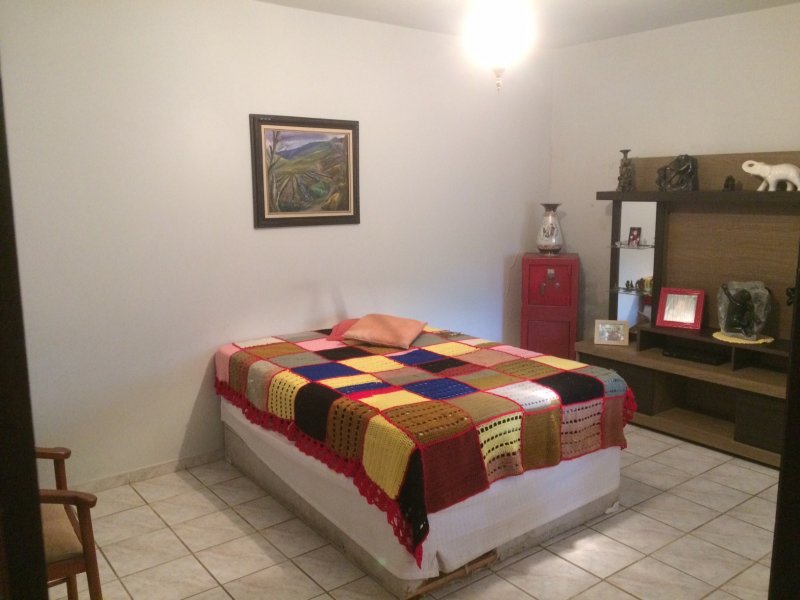 Casa à venda Centro com 258m² e 5 quartos por R$ 750.000 - 1242178348-35.JPG