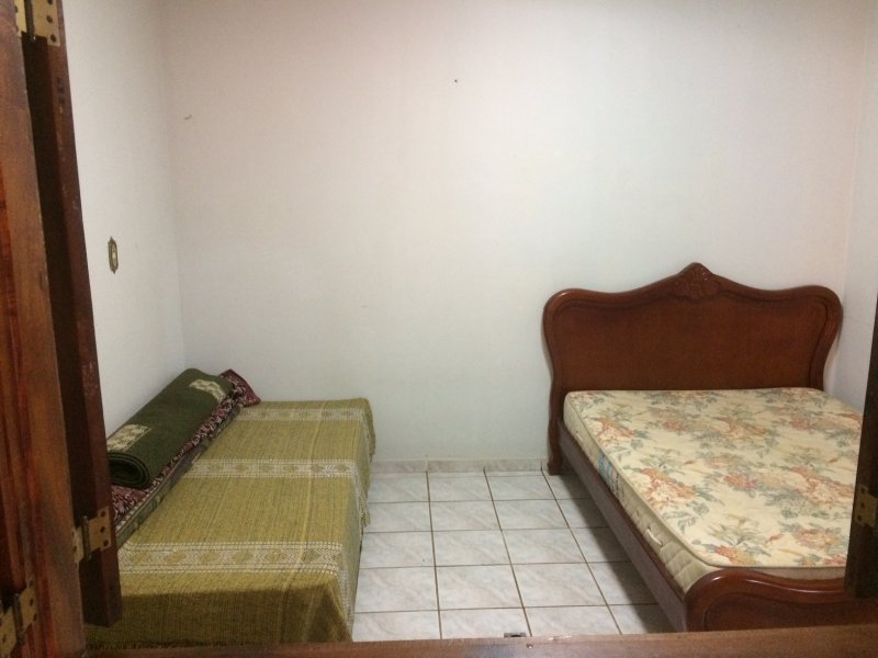 Casa à venda Centro com 258m² e 5 quartos por R$ 750.000 - 1286104954-39.JPG