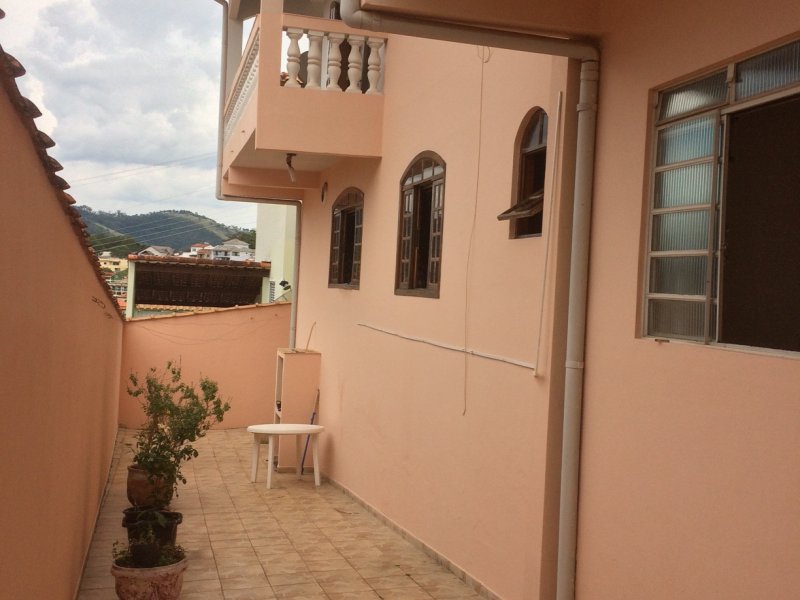 Casa à venda Centro com 258m² e 5 quartos por R$ 750.000 - 239799723-44.JPG