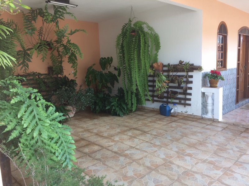 Casa à venda Centro com 258m² e 5 quartos por R$ 750.000 - 634897362-06.JPG