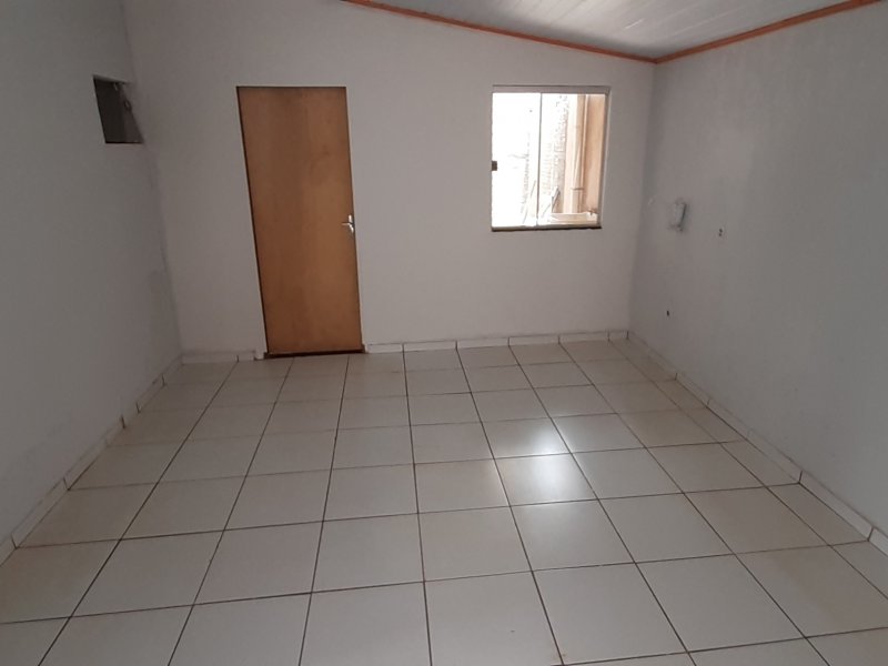 Casa à venda Loteamento Menino Jesus II com 230m² e 2 quartos por R$ 180.000 - 1130788441-20220120-114030.jpg