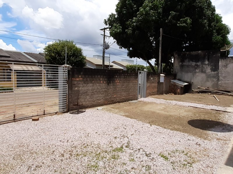 Casa à venda Loteamento Menino Jesus II com 230m² e 2 quartos por R$ 180.000 - 432347609-20220120-113930.jpg