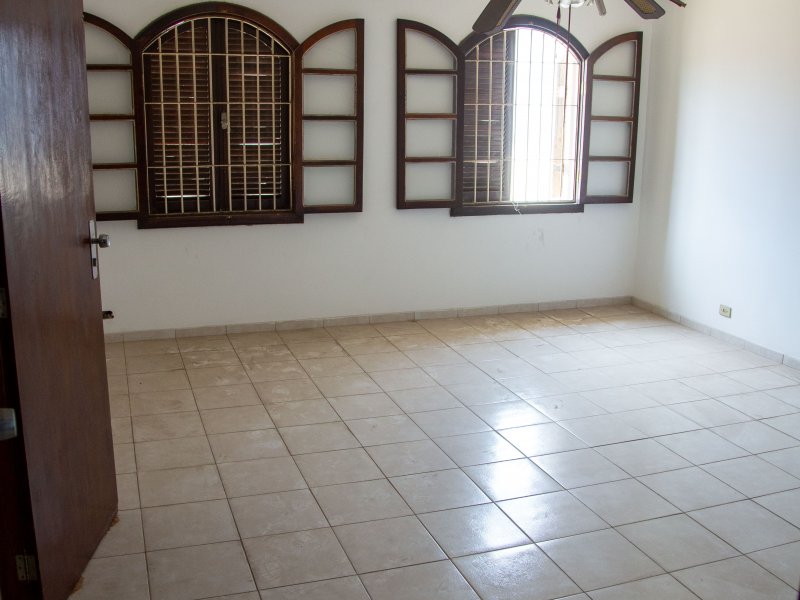 Casa à venda Vila Pereira Cerca com 266m² e 5 quartos por R$ 1.099.000 - 740857745-img-2080.jpg