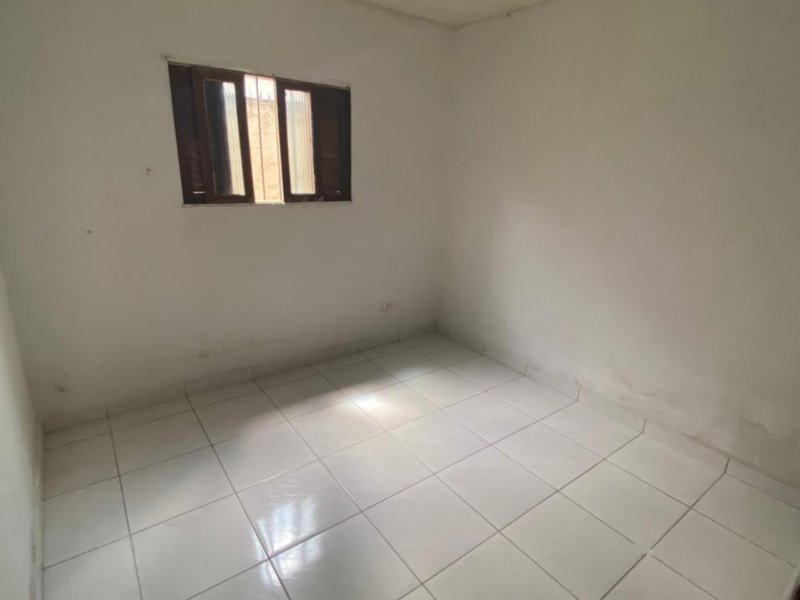 Casa à venda Centro com 200m² e 4 quartos por R$ 350.000 - 657908953-img-20210203-wa0027.jpg