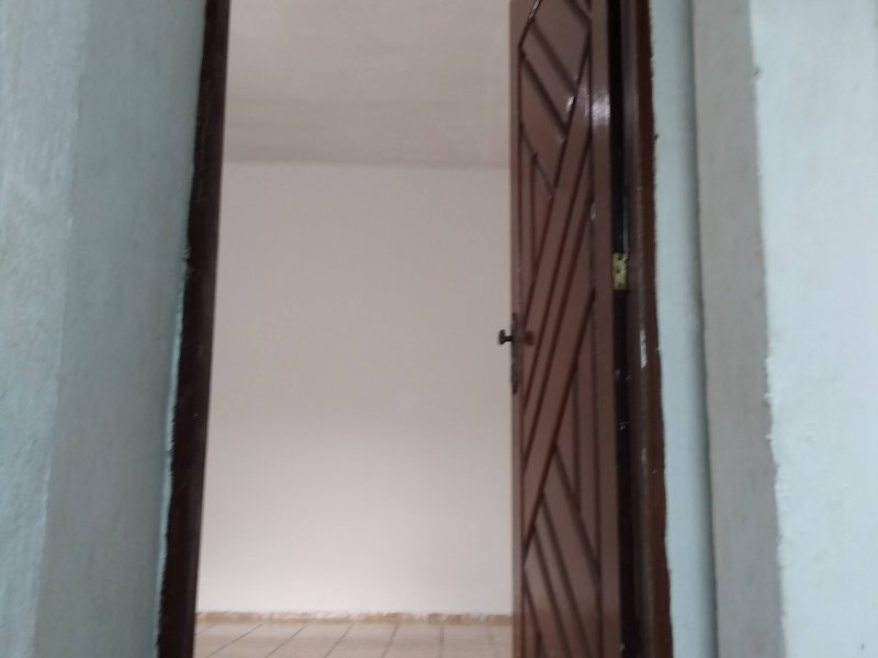 Casa para alugar Terceira Divisão de Interlagos com 50m² e 1 quarto por R$ 1.000 - 2012821755-img-20220116-124550.jpg