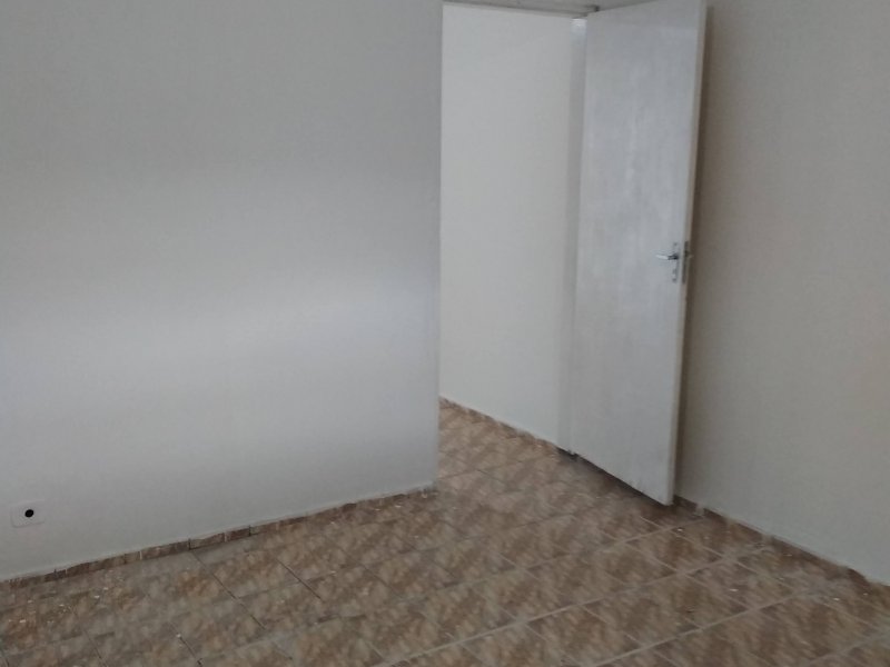 Casa para alugar Terceira Divisão de Interlagos com 50m² e 1 quarto por R$ 1.000 - 563280146-img-20220116-124725.jpg