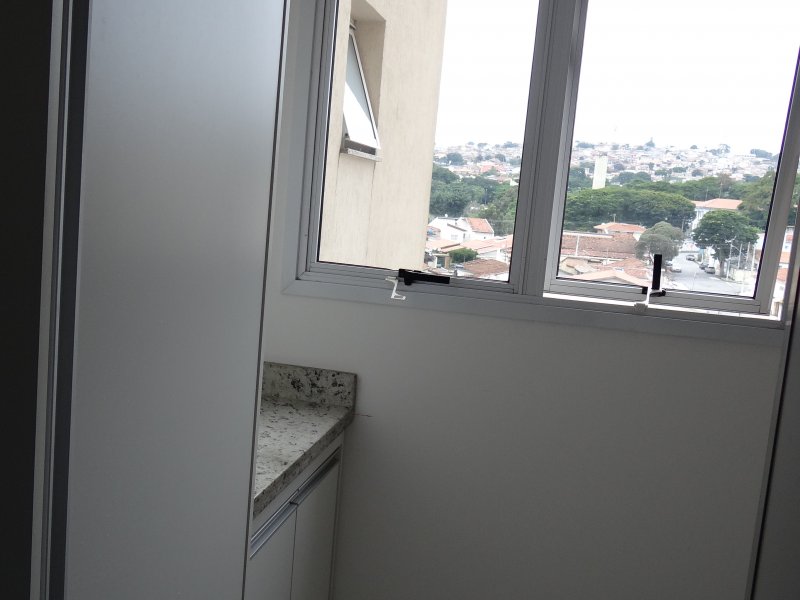 Apartamento à venda Centro com 71m² e 2 quartos por R$ 285.000 - 1973502304-area-servico.JPG