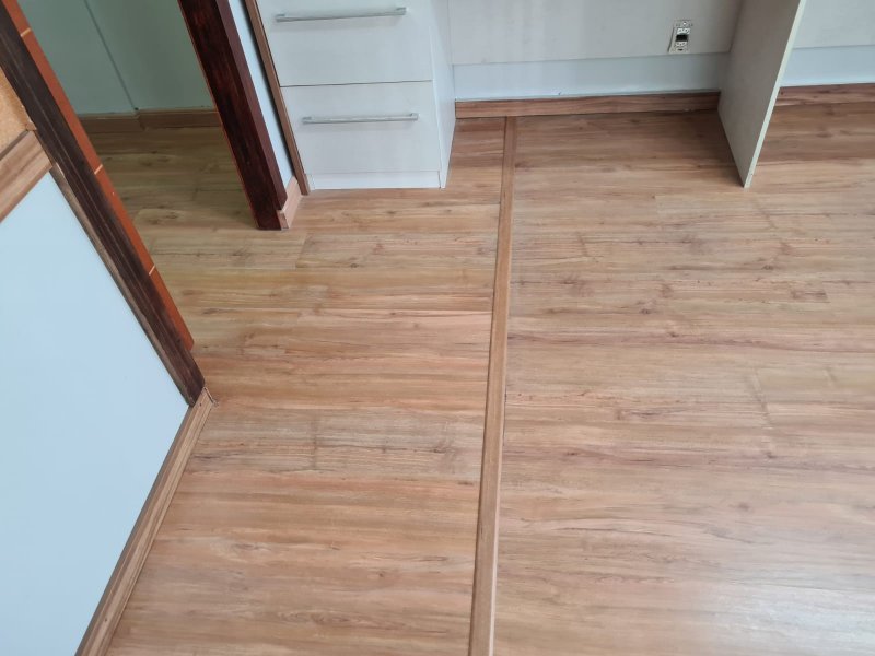 Comercial à venda Centro com 40m² e 1 quarto por R$ 160.000 - 25160303-whatsapp-image-2022-01-24-at-10.jpeg