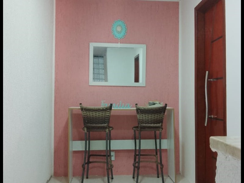 Casa à venda Itaipuaçu com 200m² e 4 quartos por R$ 585.000 - 1390550042-hall-parte-de-cima.jpg