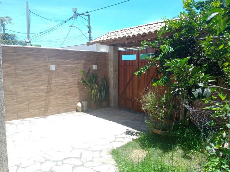 Casa à venda Itaipuaçu com 200m² e 4 quartos por R$ 585.000 - 1422838400-garagem-2.jpg