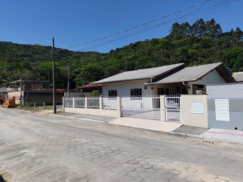 Casa à venda Morretes com 300m² e 3 quartos por R$ 690.000 - 384425511-img-20211122-142139942.jpg