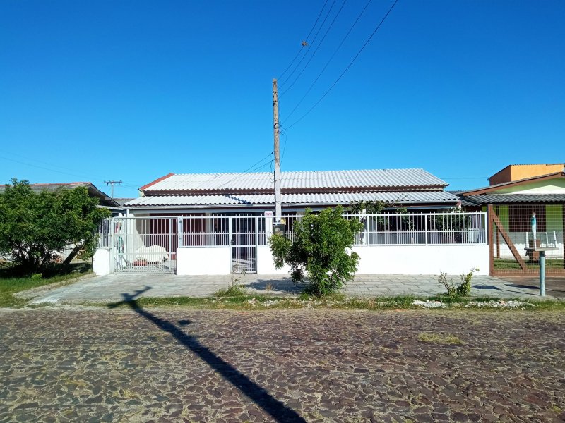 Casa à venda CIDREIRA com 110m² e 4 quartos por R$ 185 - 321116668-img-20211122-161149.jpg