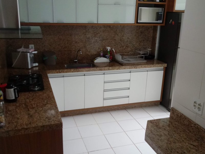 Apartamento à venda Centro com 92m² e 4 quartos por R$ 780.000 - 1237062554-cozinha-2.jpg