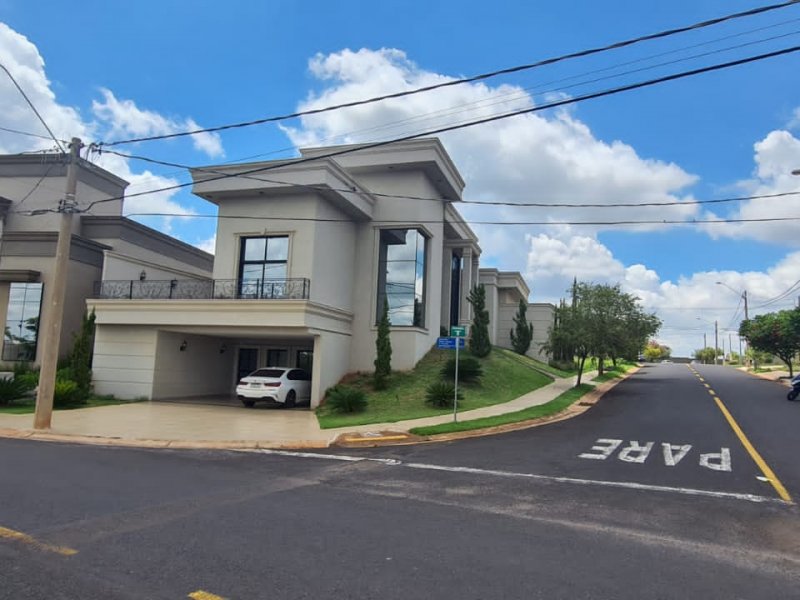 Casa de condomínio à venda Parque Res Damha com 300m² e 4 quartos por R$ 2.650.000 - 835072341-cb17bd1c-87c3-490c-af1e-81c6d31b55fd.jpeg