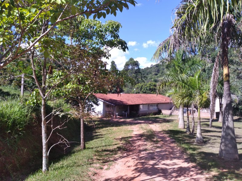 Chácara à venda Centro com 6480m² e 5 quartos por R$ 450.000 - 623021525-20211209-153730.jpg