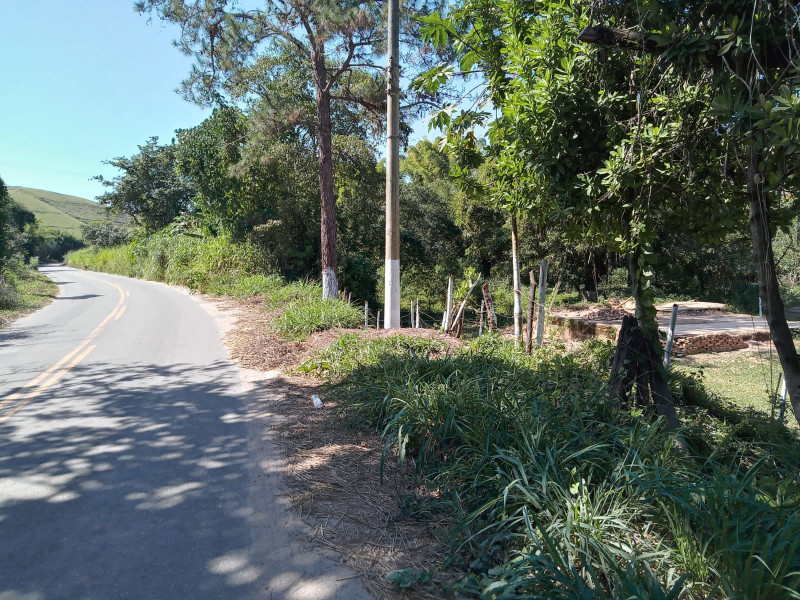 Terreno à venda Quirino com 584m² e 1 quarto por R$ 100.000 - 1496650706-img-20220810-wa0038.jpg