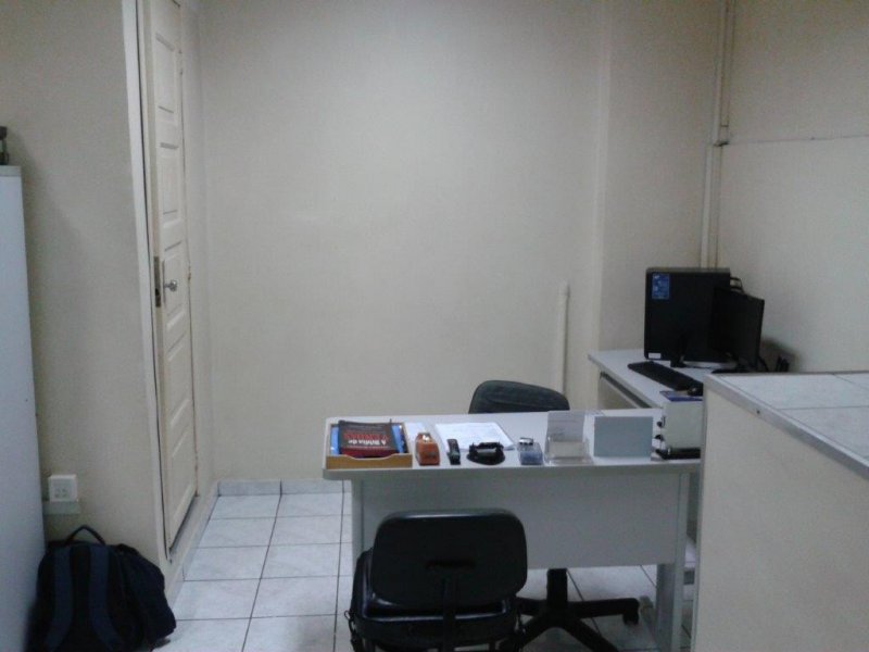 Comercial à venda Benfica com 90m² e 1 quarto por R$ 260.000 - 336869842-20140819-083902.jpg