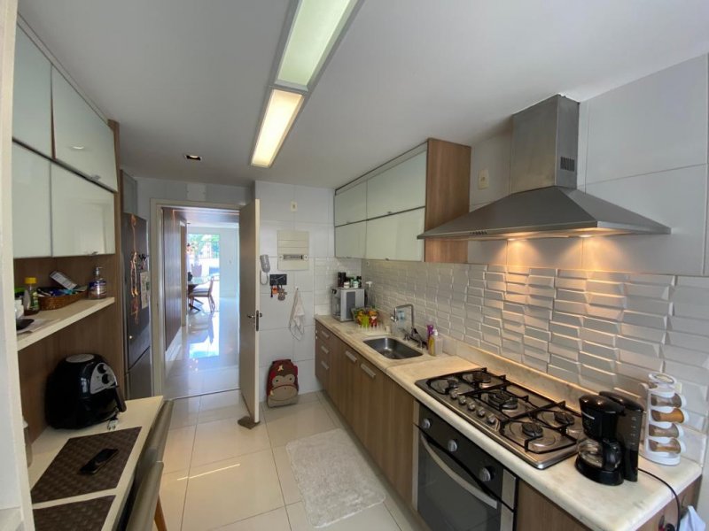 Cobertura à venda Ingá com 227m² e 3 quartos por R$ 2.350.000 - 546553494-aabf249d-247a-47e8-95ec-9b3834105929.jpeg