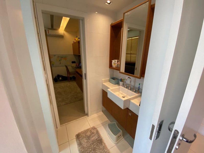 Cobertura à venda Ingá com 227m² e 3 quartos por R$ 2.350.000 - 88782703-c54974fa-7738-4004-9b02-d71675f5663e.jpeg