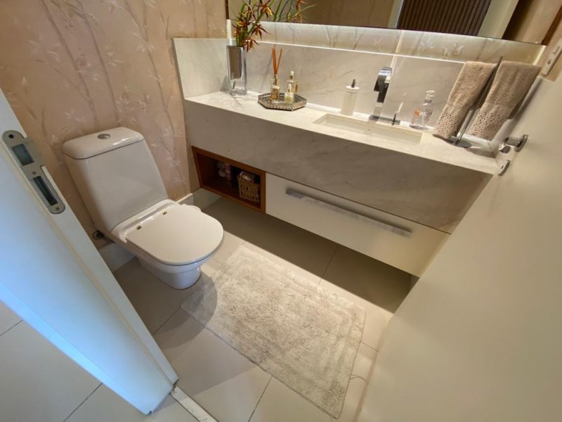 Cobertura à venda Ingá com 227m² e 3 quartos por R$ 2.350.000 - 976579396-0ed270af-e017-4669-903d-5d1cfbed0d72.jpeg