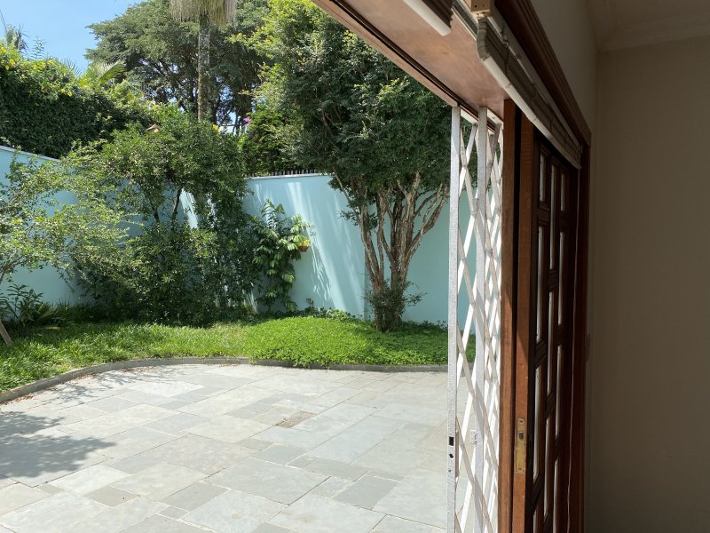 Casa à venda Santo Amaro com 450m² e 5 quartos por R$ 3.500.000 - 1873369586-83d08914-7418-4e2d-93de-ce36888b7c49.jpeg