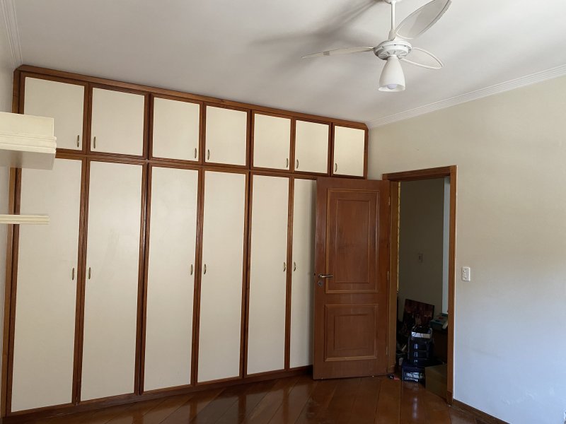 Casa à venda Santo Amaro com 450m² e 5 quartos por R$ 3.500.000 - 2111847086-d734a2bc-9858-40f4-bff6-2464695af915.jpeg