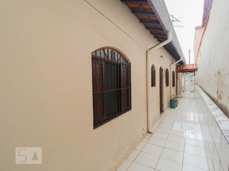 Casa à venda Jardim São Francisco (Zona Leste) com 90m² e 2 quartos por R$ 400.000 - 1253592328-corredor.jpg