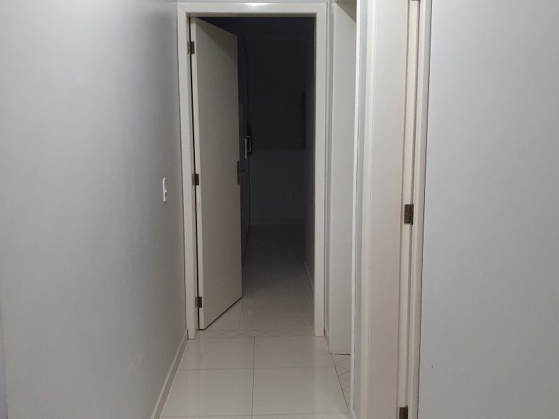 Apartamento à venda Centro com 103m² e 3 quartos por R$ 320.000 - 1431673402-16432847526775402786565676618669.jpg