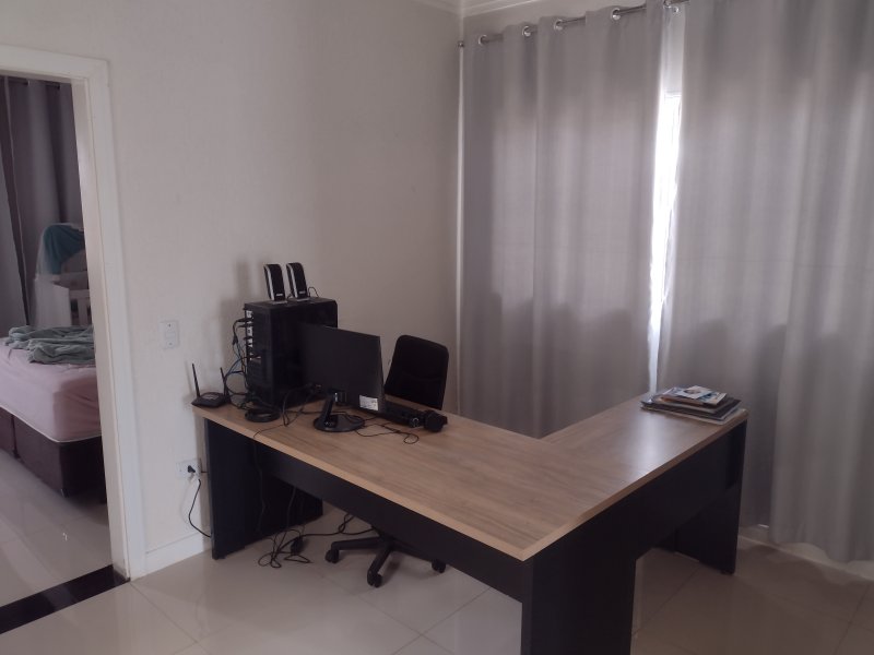 Casa à venda Centro com 213m² e 3 quartos por R$ 536.000 - 2023250600-img-20220105-124126130.jpg