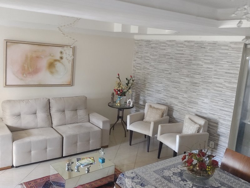 Casa de condomínio à venda Buraquinho com 135m² e 4 quartos por R$ 650.000 - 1590626915-img-20210930-125918343.jpg